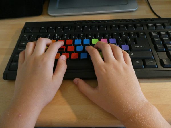 How Do You Learn To Touch Type | EnglishType